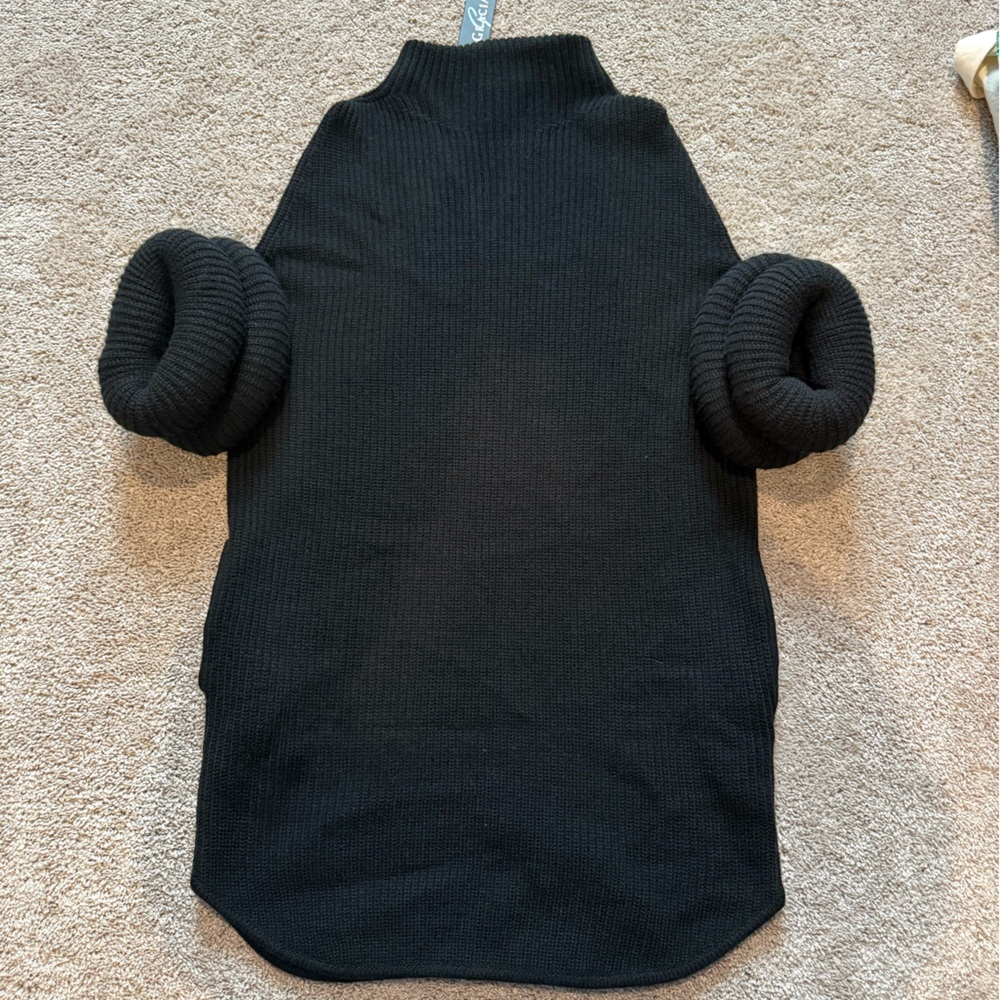 Gracia black Ribbed Knit Top